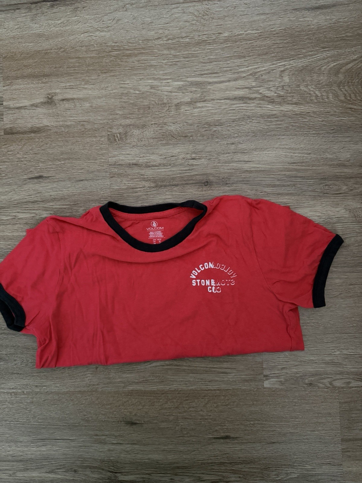 Volcom Red Black Logo Crew Neck Short Sleeve T-Shirt Contrasting Trim