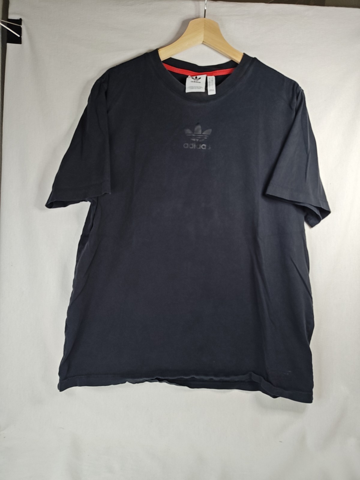 adidas Chile 20 Trefoil T-Shirt Mens Large Black Tonal Logo Heritage Soccer Tee