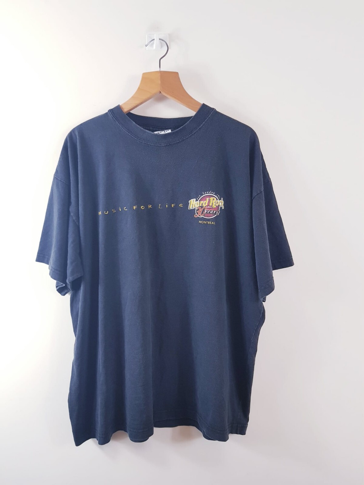 Vintage Hard Rock Cafe 30 days Montreal Tour Graphic Print T-Shirt Mens 2XL