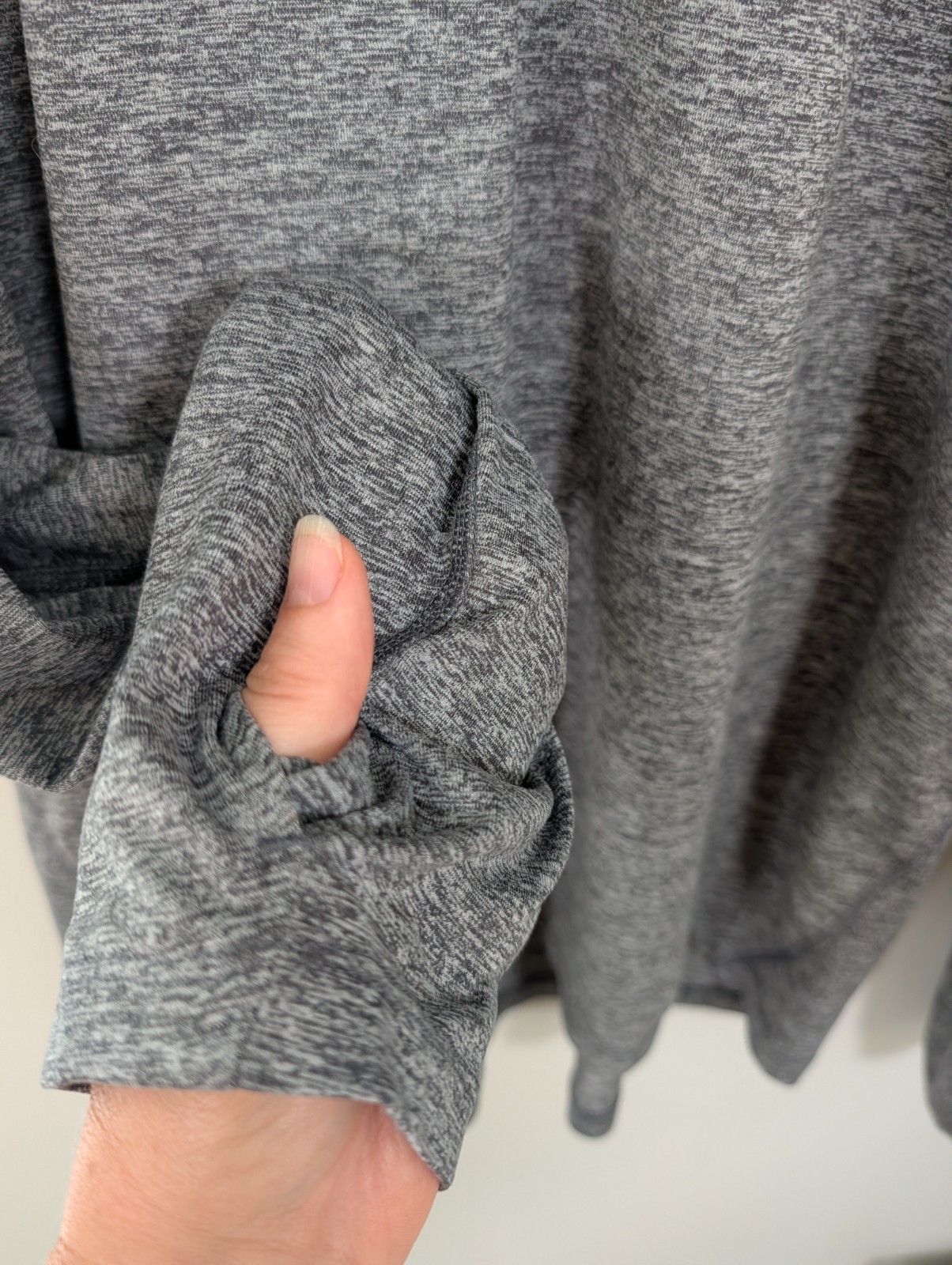 Nike Running Dri-FIT 1/4 Zip Pullover Mens XL Gray Long Sleeve Thumb Holes