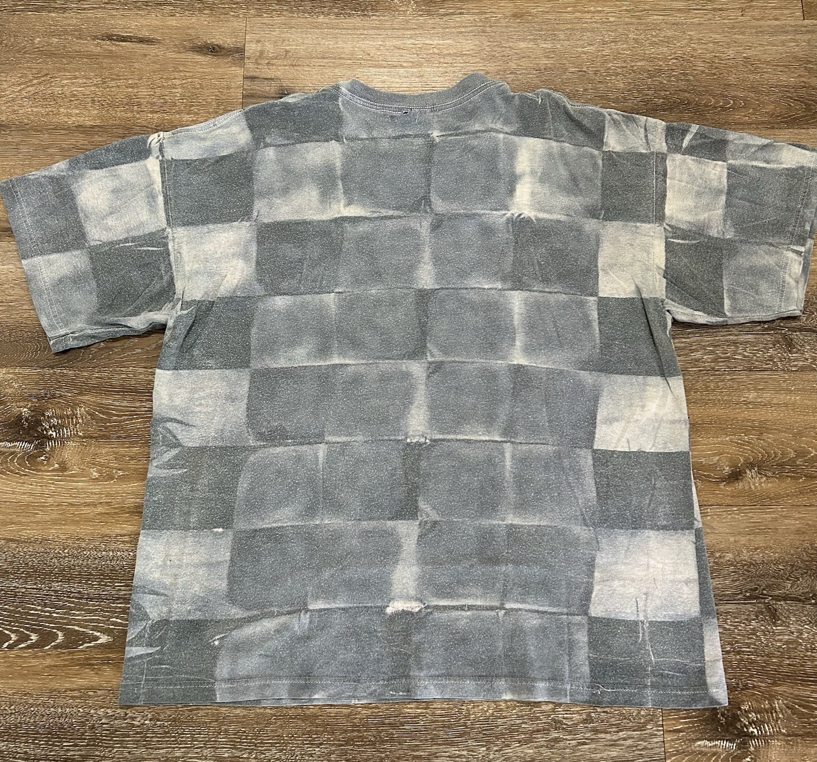 Vintage 90s Tazmanian Devil Looney Tunes Flashback Checkered Tshirt Size XL