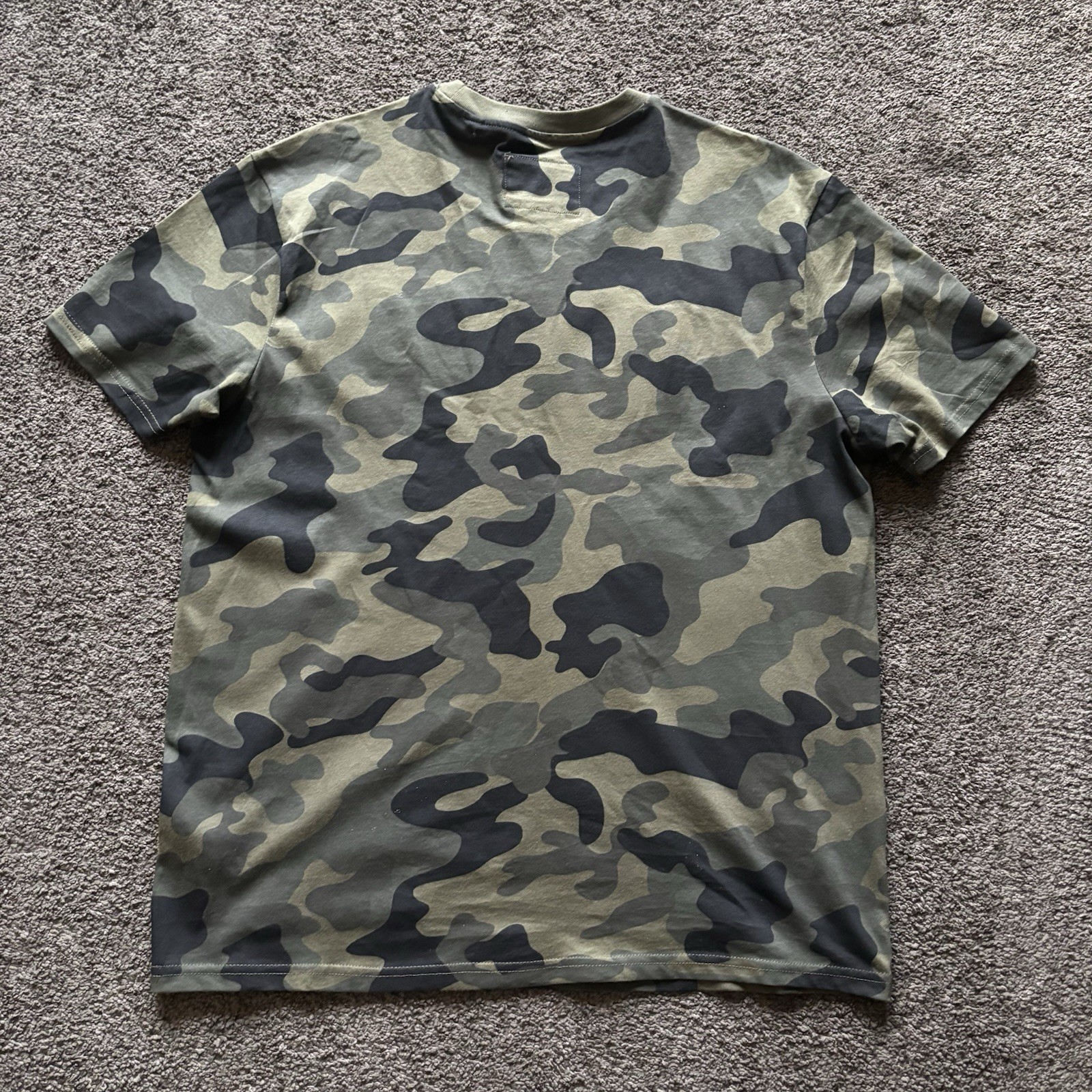 GUESS Mens Camouflage Army Fatigue 3D Print Crew Neck T-Shirt Size Large
