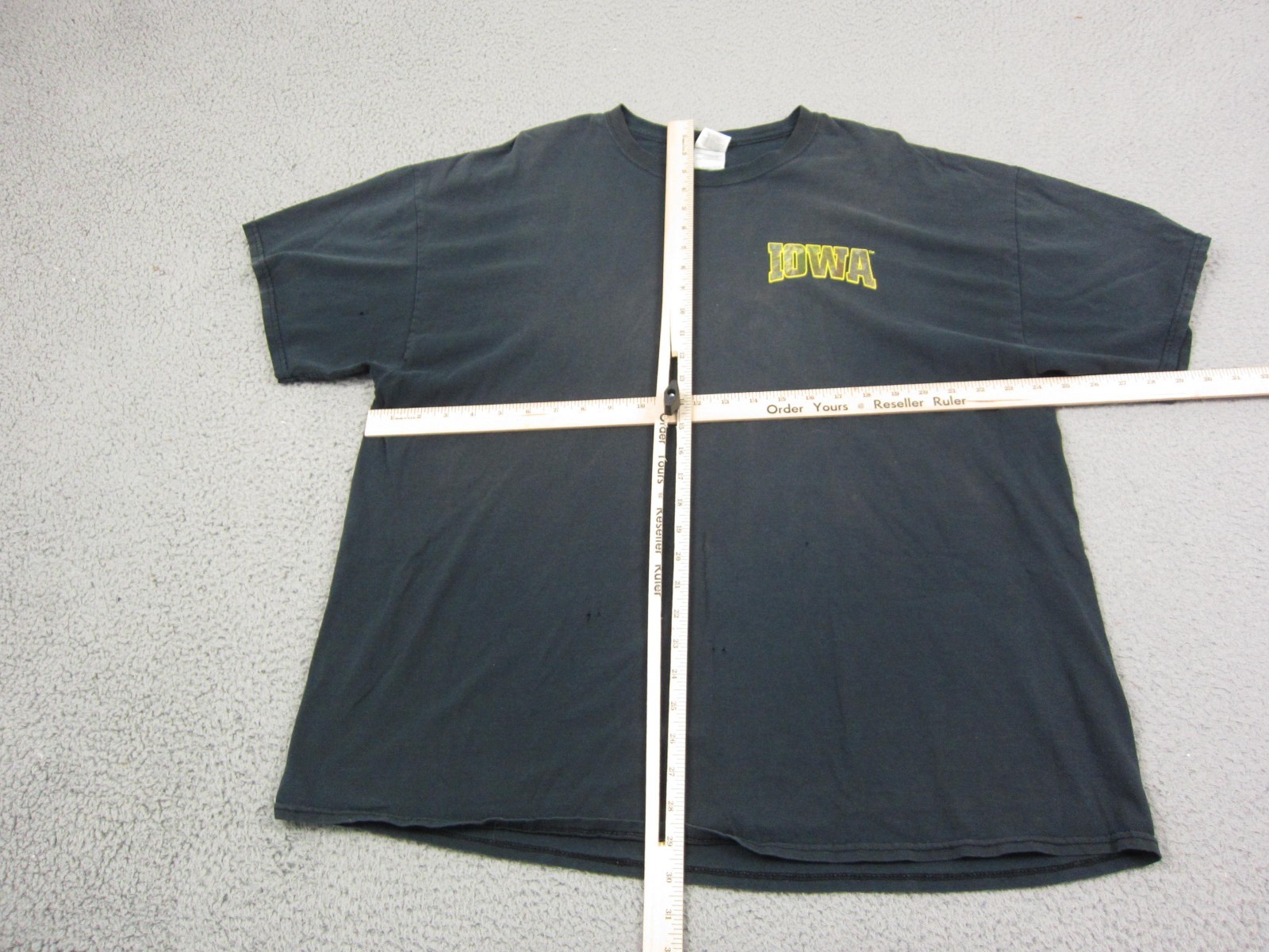 Vintage Iowa Sportsman Shirt 2XL XXL Black Deer Hunting Graphic Outdoors Classic