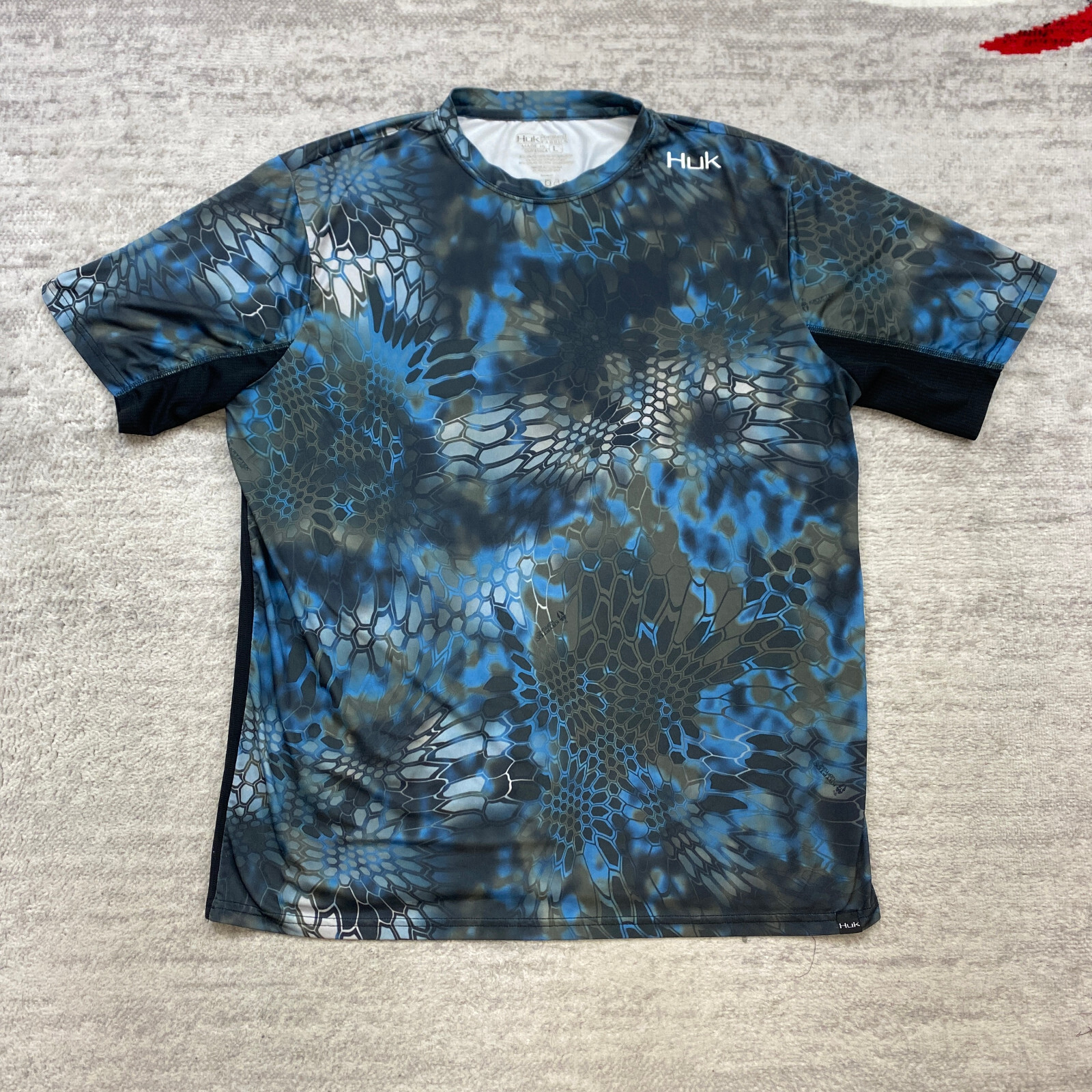 Huk Camouflage Shirt Large Blue Black Performance Camper Fishing Hiker Boat Mens