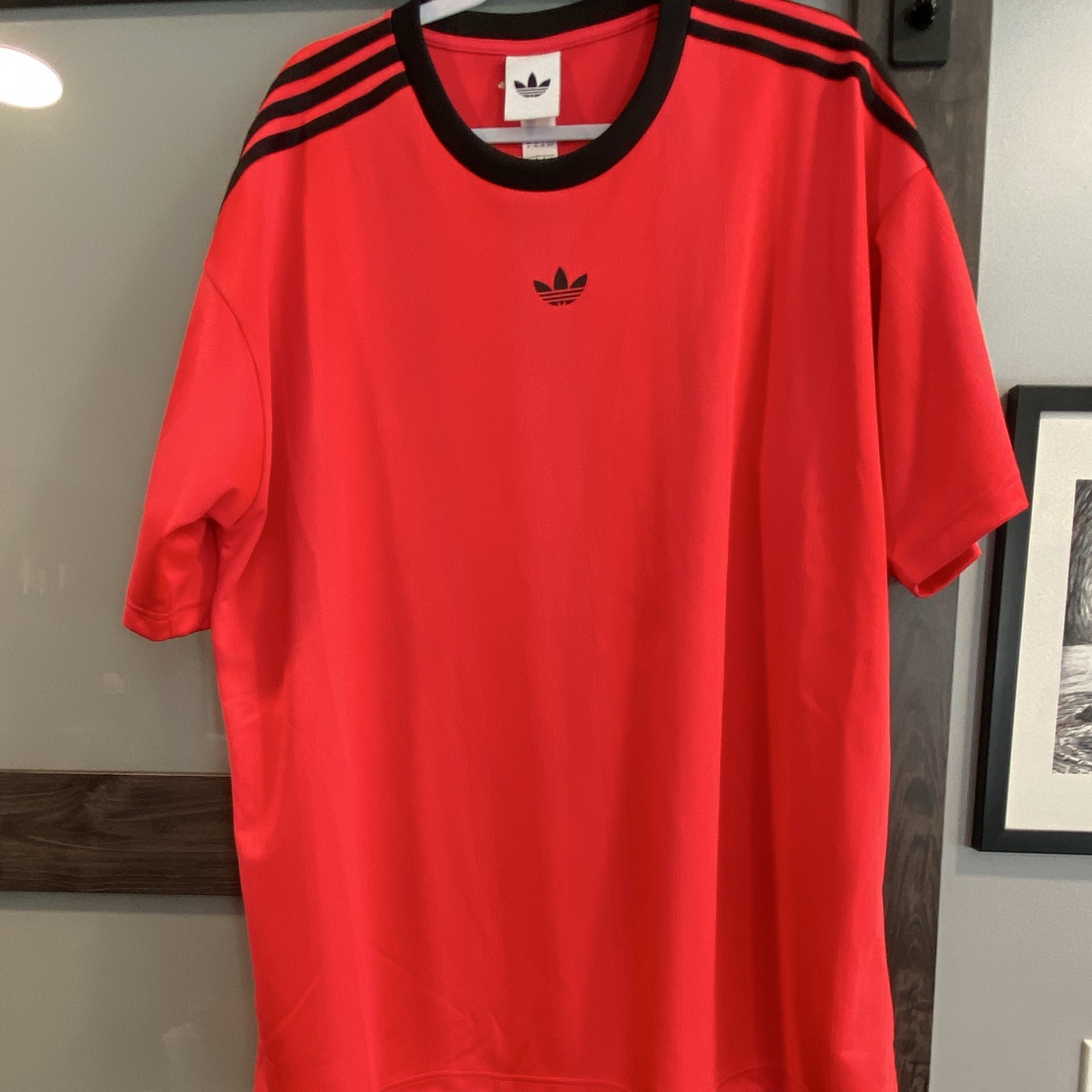 adidas Originals Jacquard Jersey Tee Red/Black Logo Crew Neck Men’s XL JW5881