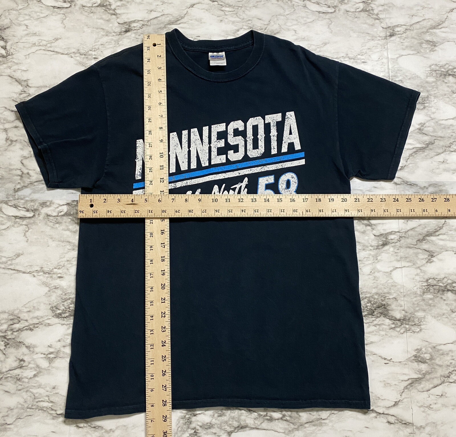 Gildan Minnesota Up North 58 Men’s T Shirt Size L Black Graphic Logo Short Sleev