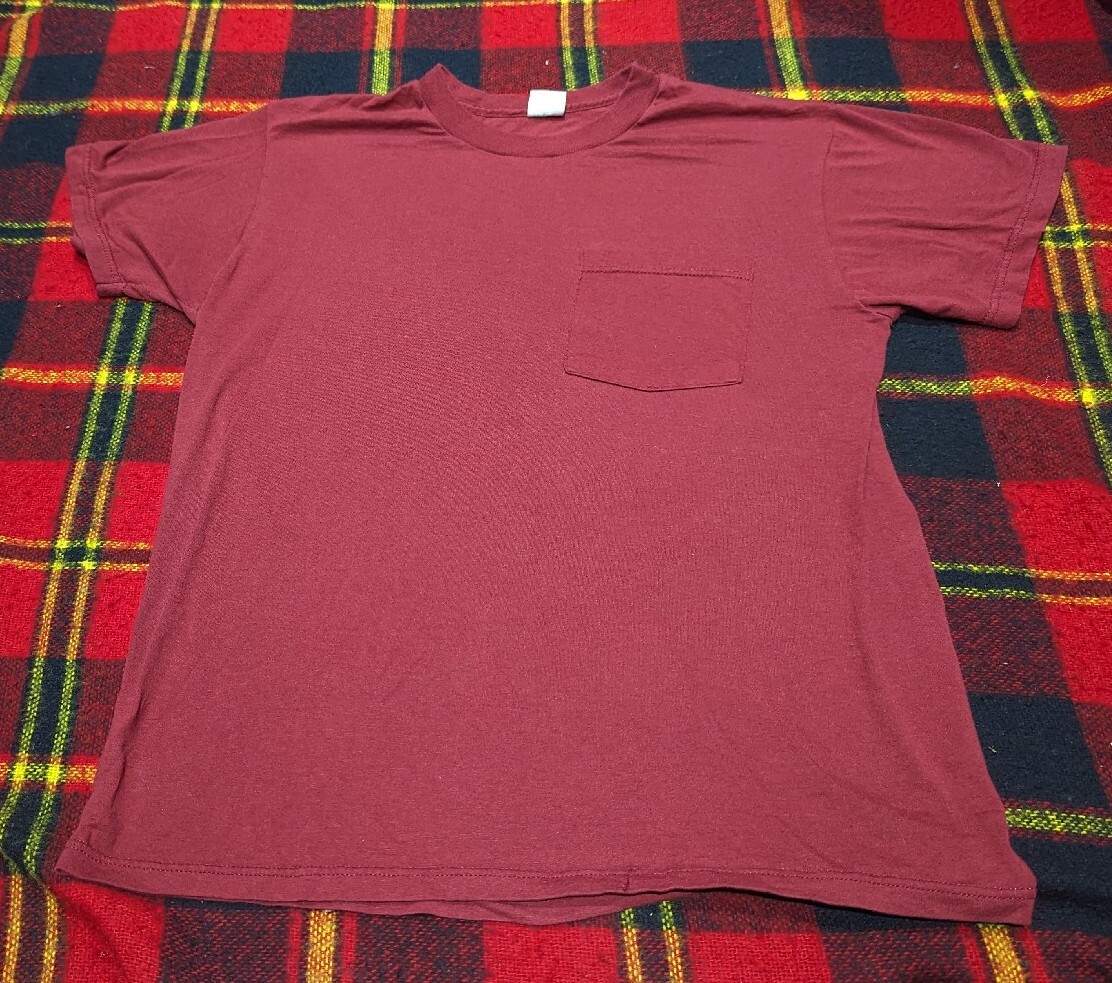Vintage Pocket Tee Mens Red Fruit of The Loom Golden Blend T-shirt 90s Sz M
