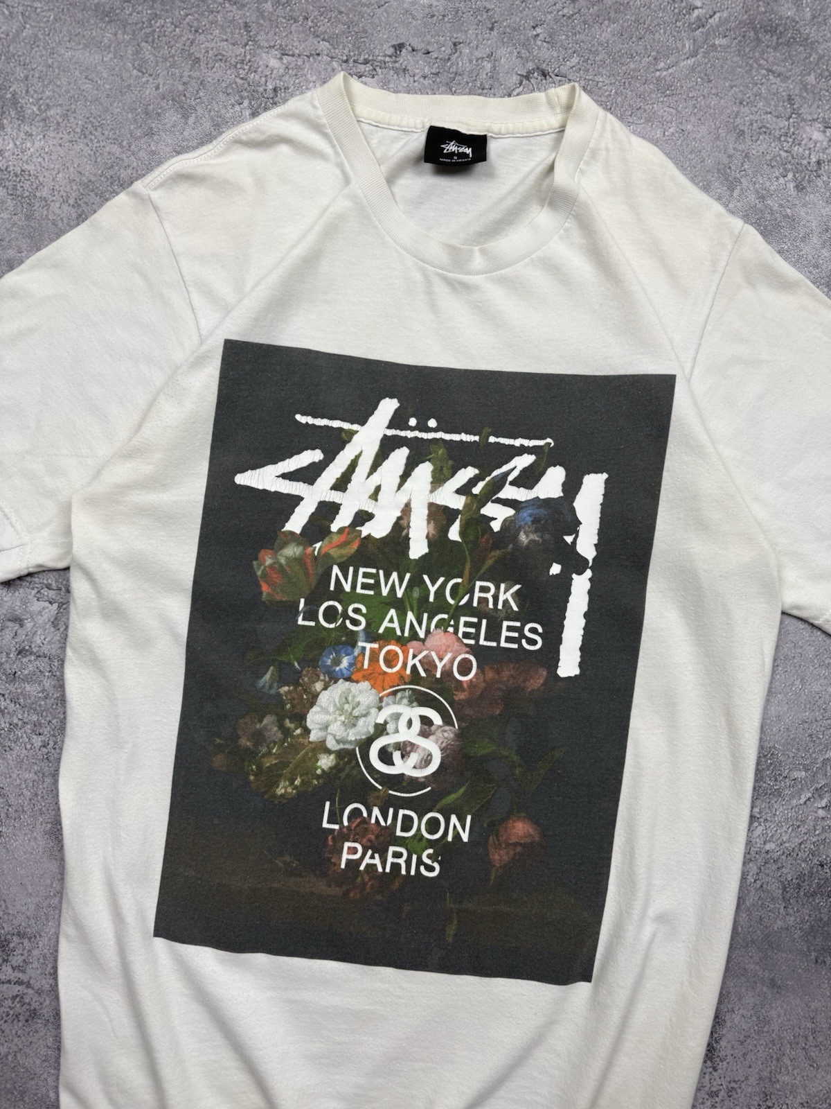 Stussy World Tour T-Shirt Big Logo Flowers Tee Y2K Rare Streetwear Men S Vintage