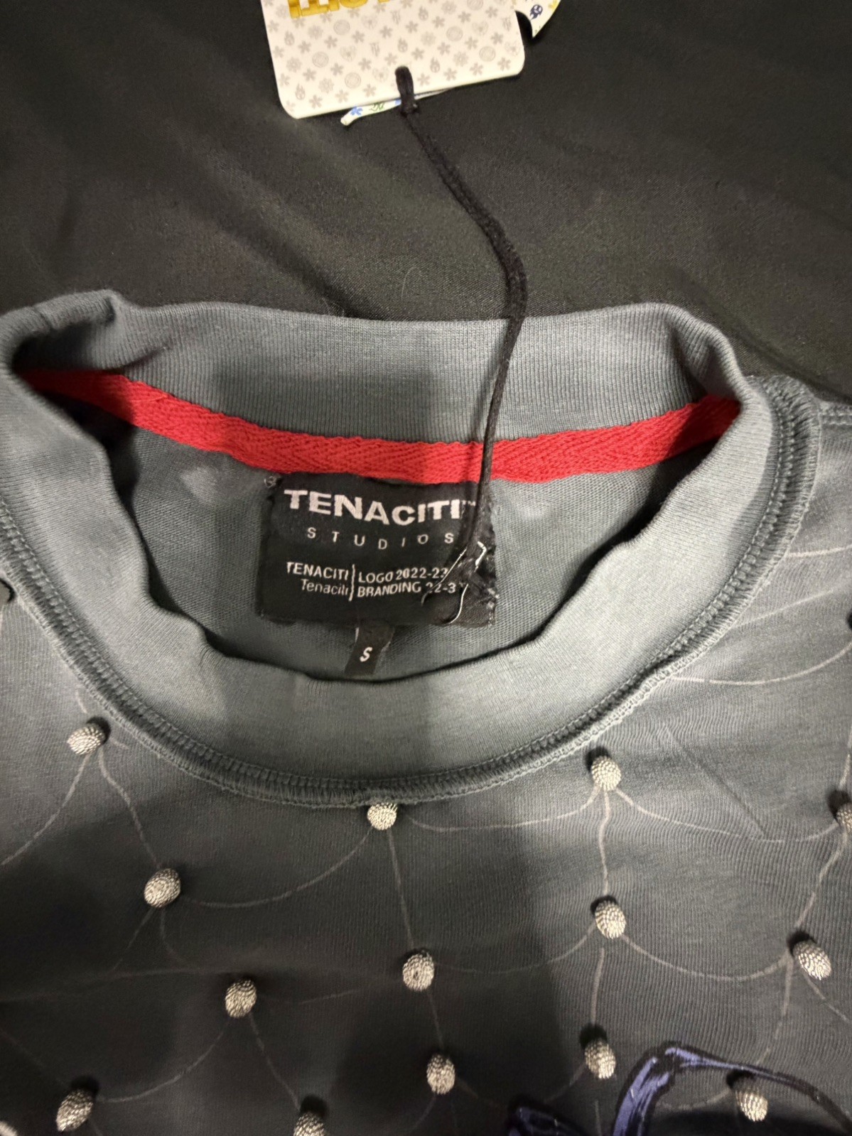 Tenaciti Studios Skull Roses Crown Graphic T-Shirt Gray S Tenaciti Logo 2022-23