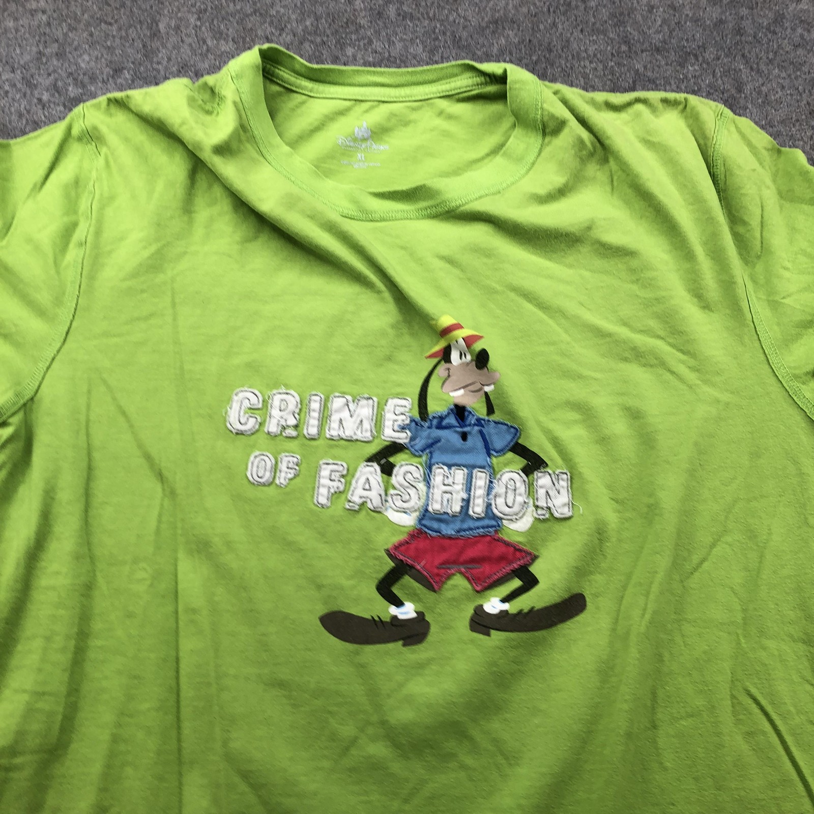 Disney Parks Goofy Crime Of Fashion Shirt Mens XL Green Graphic Top Cartoon