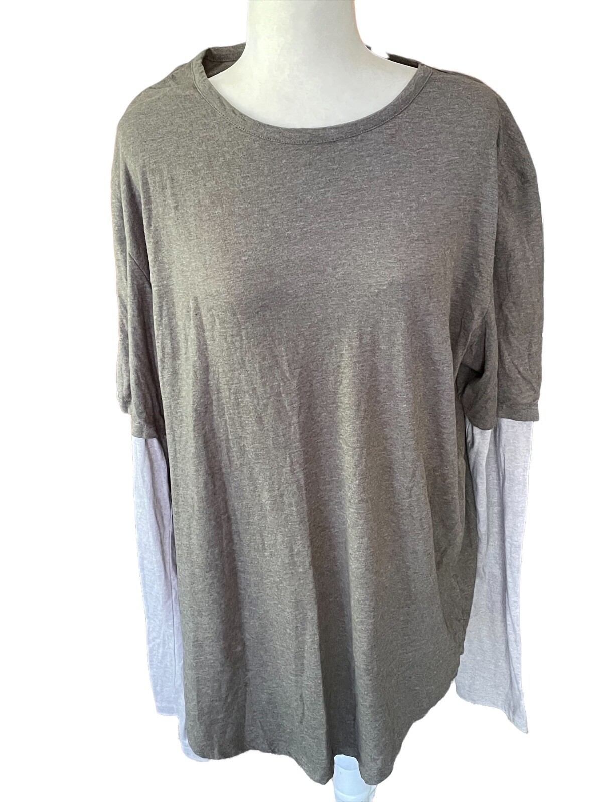 Carbon layered look longer length Tee shirt size XXL