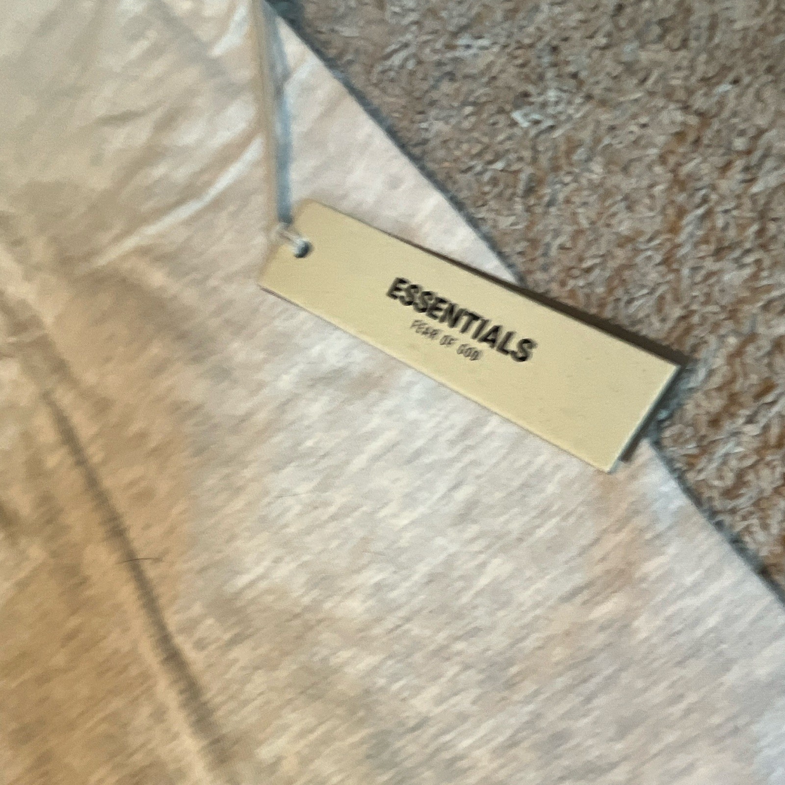 ESSENTIALS Fear of God Men’s T-Shirt Size S Dm for details