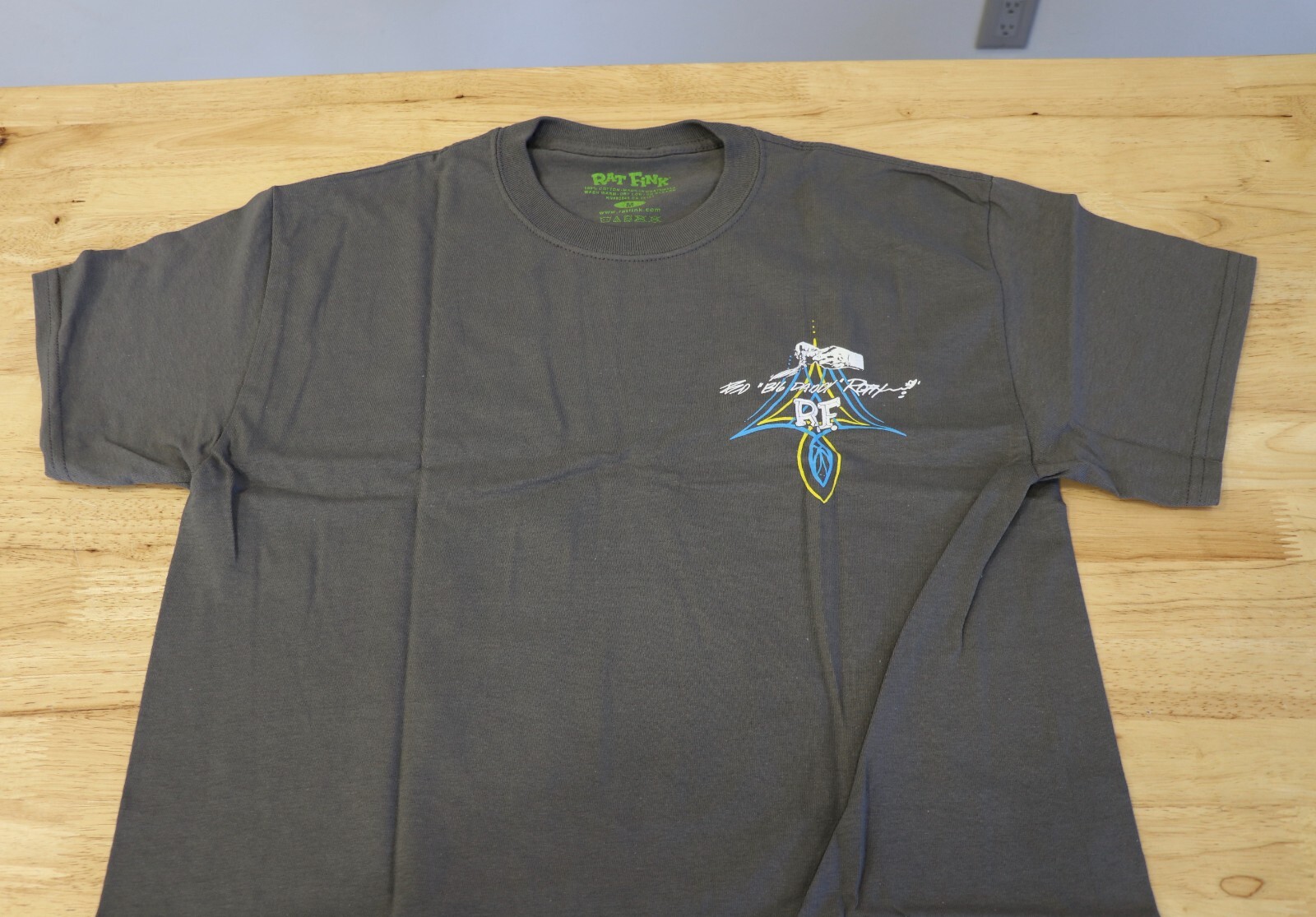 Men’s Ed Big Daddy Roth Rat Fink Flying Eye Hot Rod Gray Cotton T-Shirt M-3XL