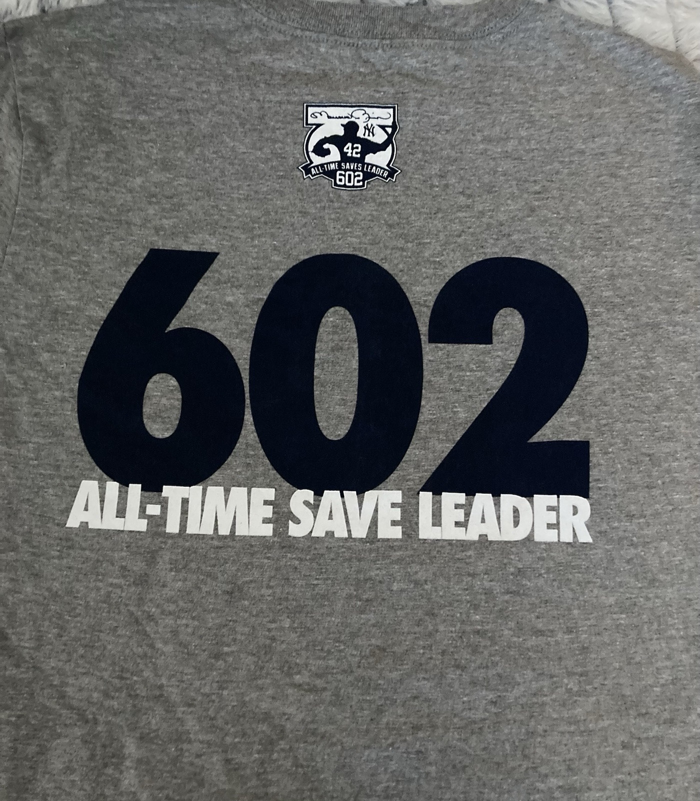 New York Yankees Mo Knows Saves 602 Mariano Rivera Nike NWT HOF Lot With Hat