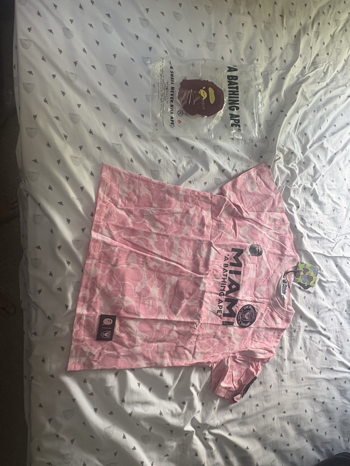A Bathing Ape BAPE x Inter Miami CF Miami Pink Camo Crew Neck Tee M (ITS NEW)