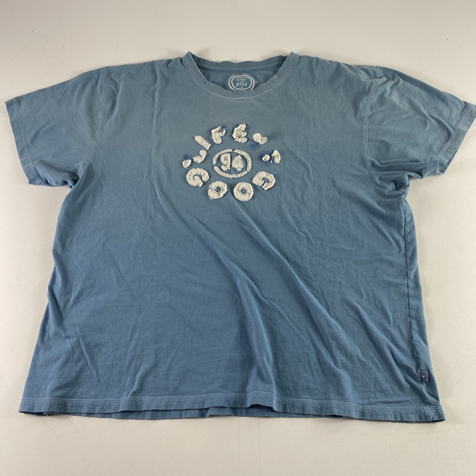 Life Is Good Shirt Mens 2XL Blue 94 Distressed Graphic Tee Made In Peru Cotton