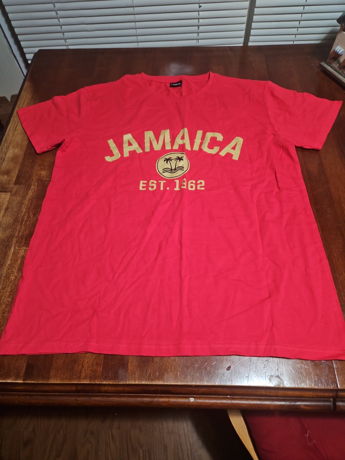 Jamaica Est. 1962 Men’s Size XXL Graphic T-Shirt Red Gold Lifestyle