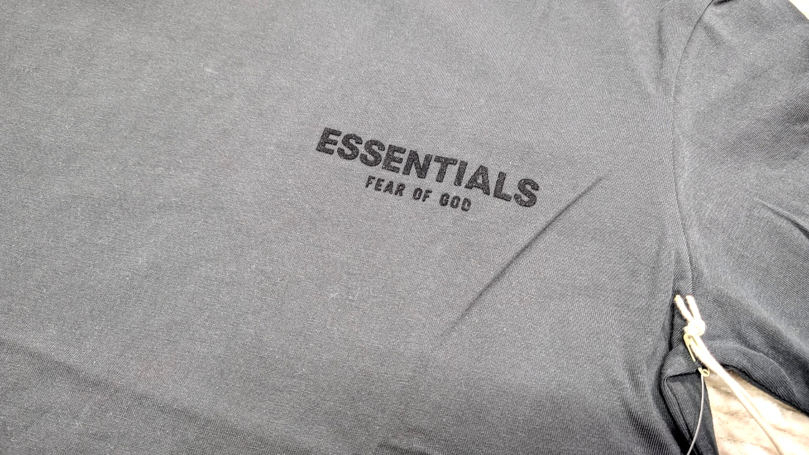 Fear of God Essentials Tee ‘Stretch Limo’ M Size Oversized T-Shirt SS22 NWT