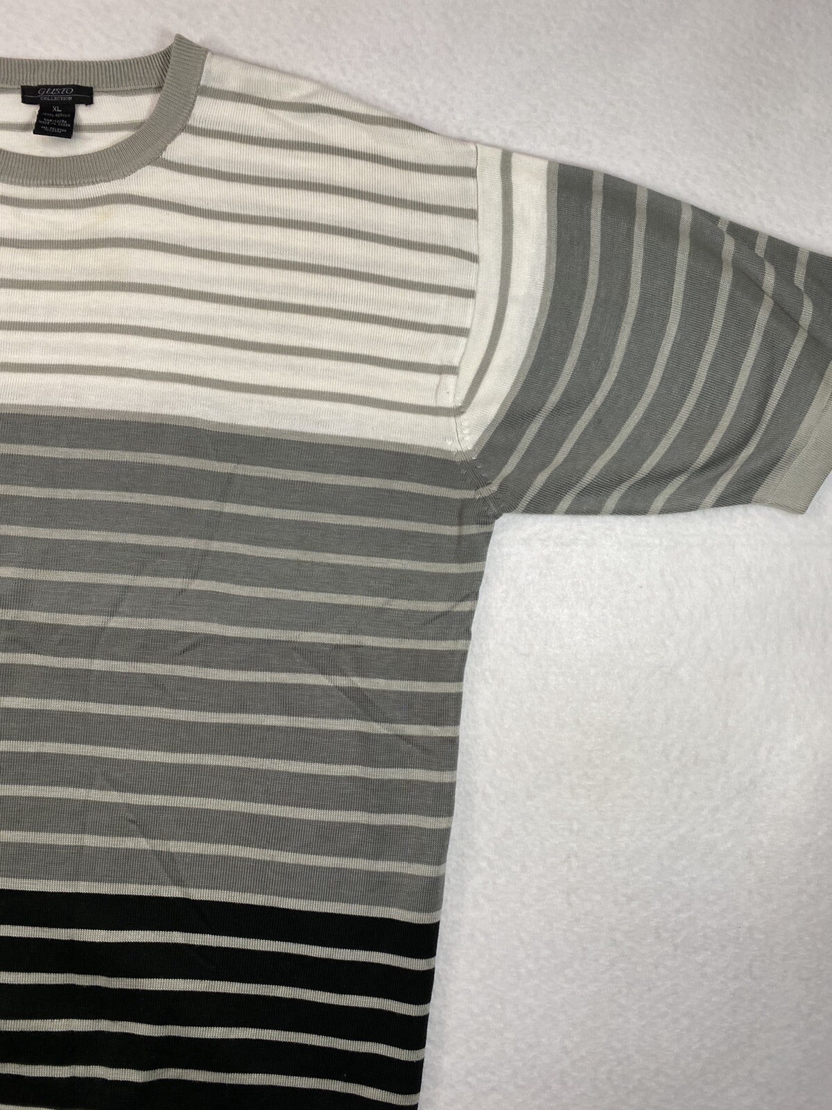 Gusto Collection Men’s XL 100% Acrylic Gray Striped Pullover TShirt