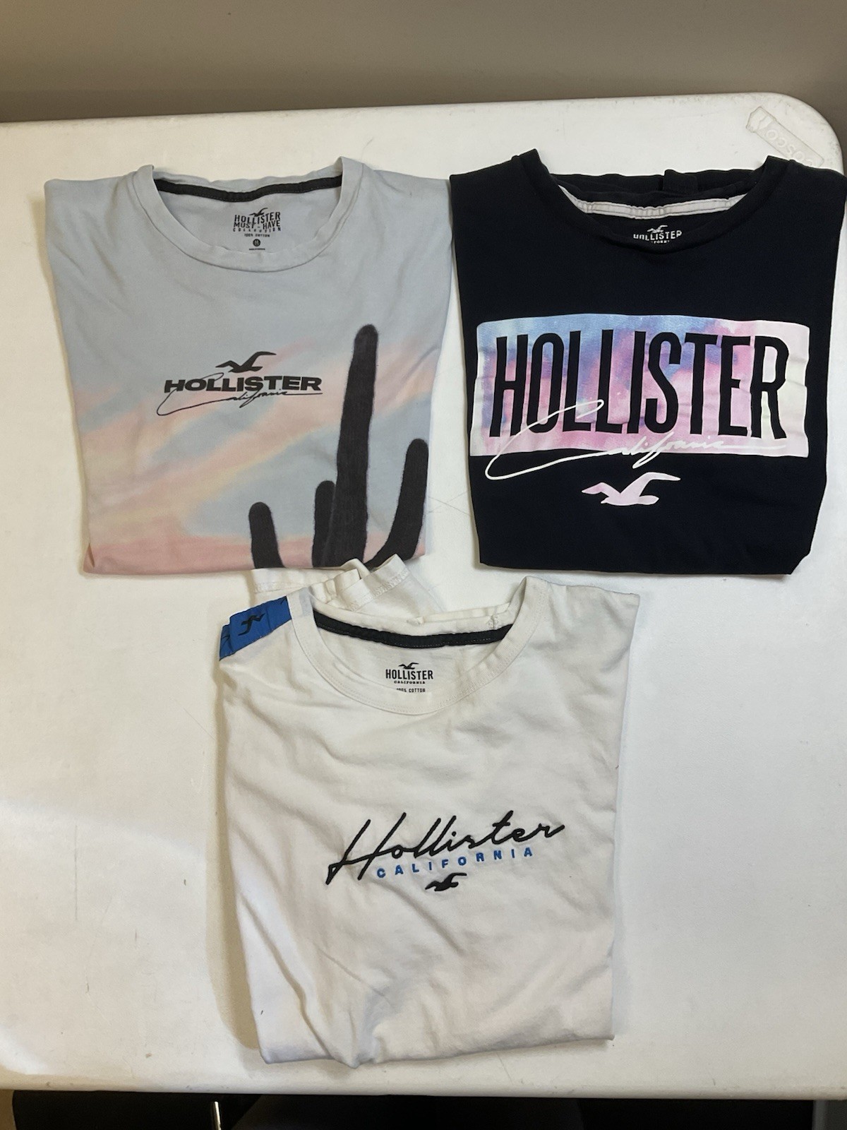 Hollister Must-Have Collection M Medium Cotton Shirt Lot
