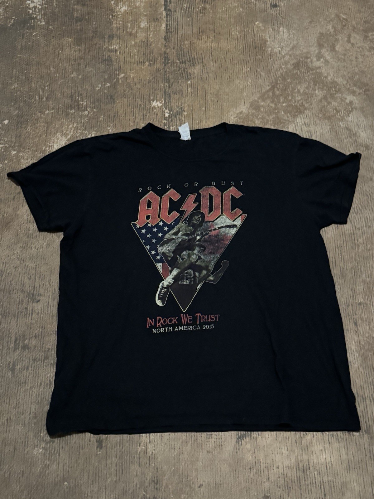 AC DC Mens T Shirt Rock or Bust 2015 World Tour Size XL Short Sleeve Double Side