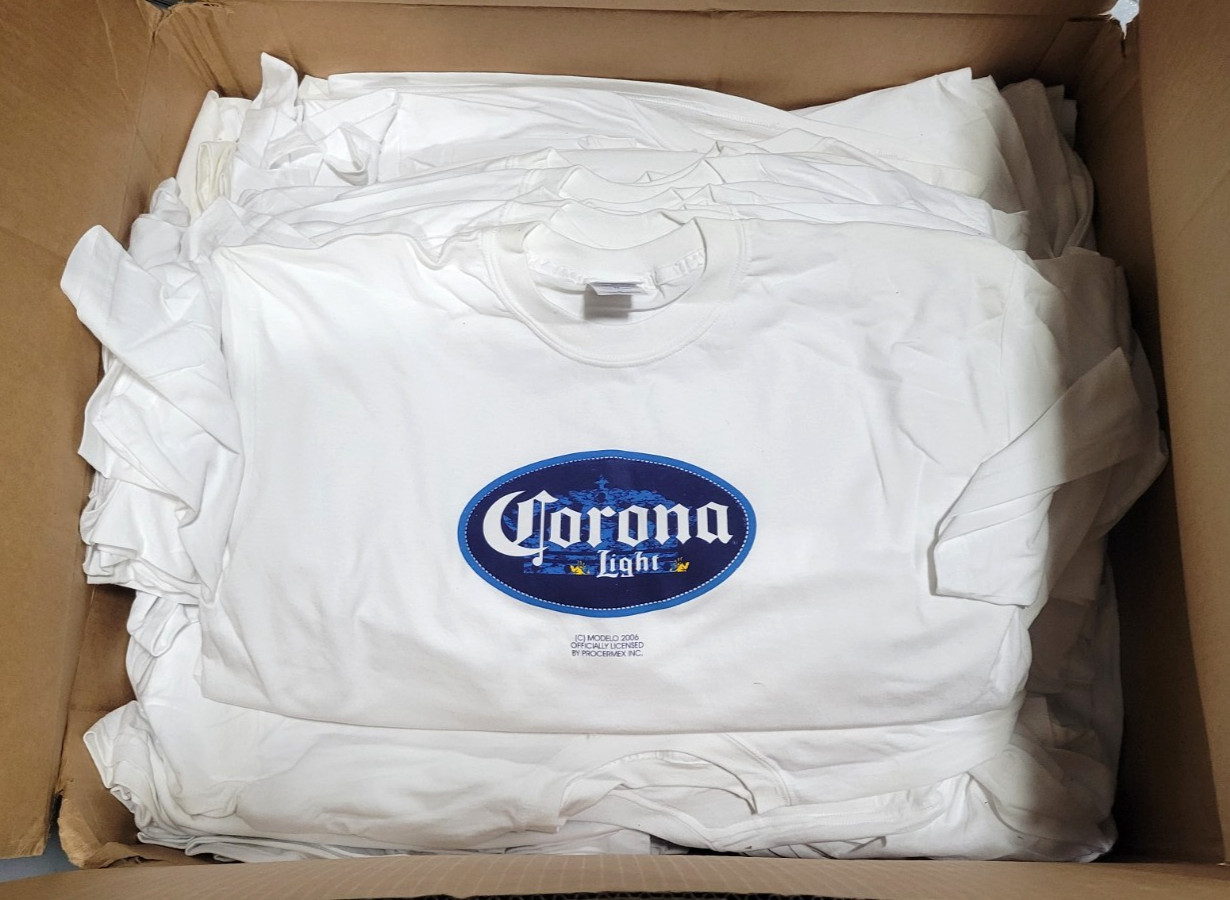 CORONA LIGHT BEER SHORT SLEEVE T-SHIRT GILDAN HEAVY WEIGHT LOT 20 SZ XL NOS 2006