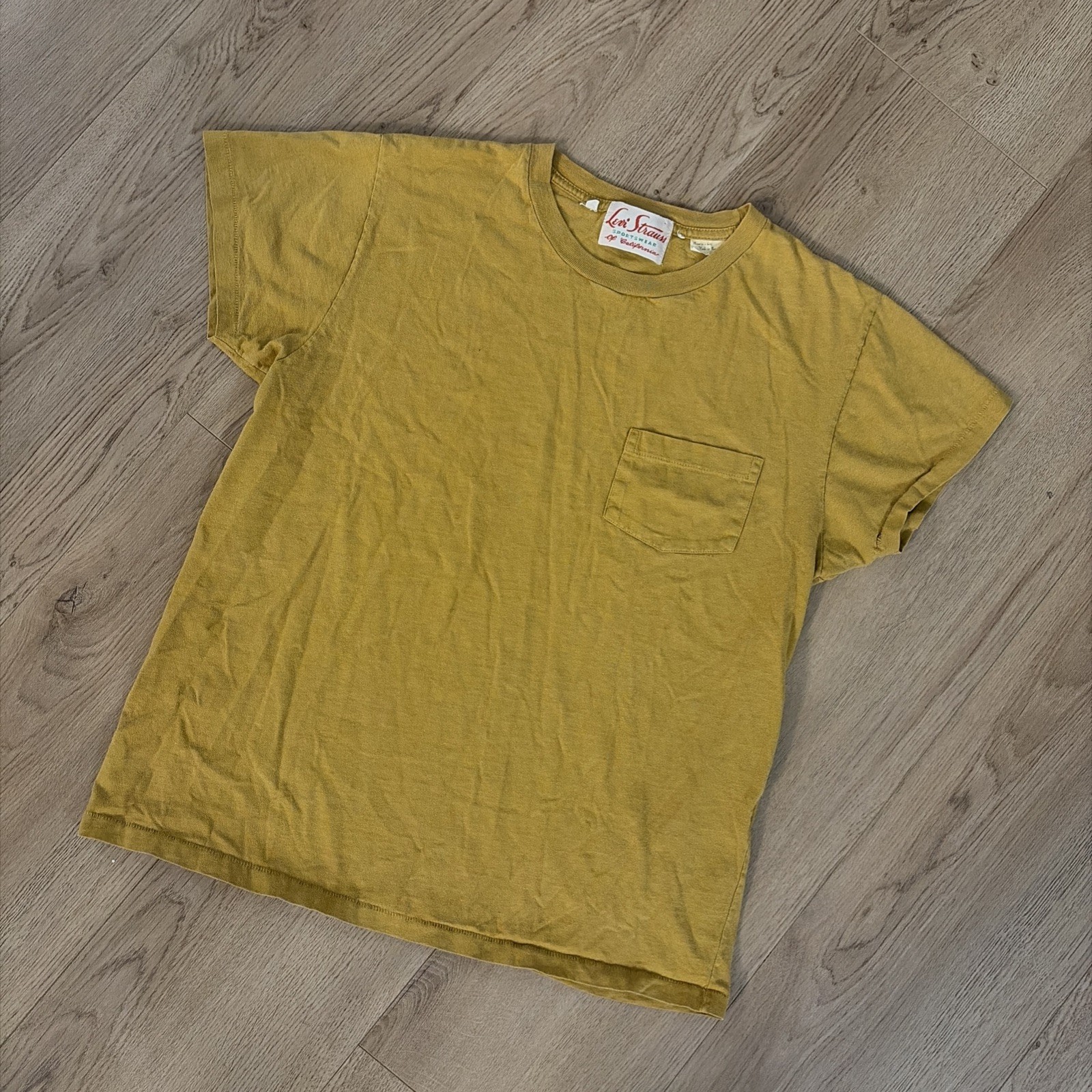 VINTAGE LEVI’S | LVC 50s Sportswear T-Shirt Clothing Marigold Rare Color Size M