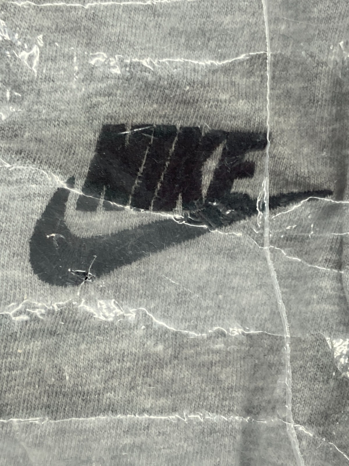 Nike Men’s Sportswear Club Long-Sleeve T-Shirt- Dark Grey Heather- Size Medium