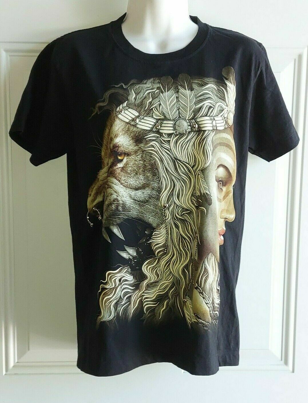 Rock Chang Original Lion Hand Painted w/Silver stud and Nose Ring T-Shirt Small