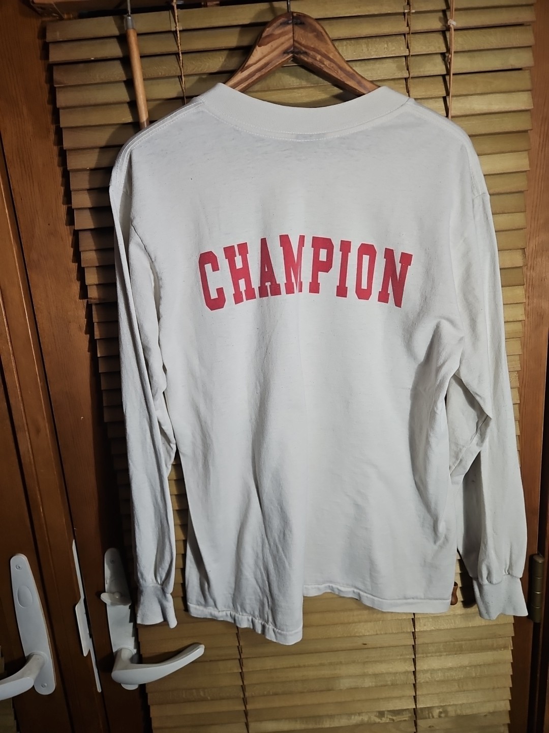 Vintage 90s St John’s Red Storm College Sports Tee T Shirt M L NYC New York City