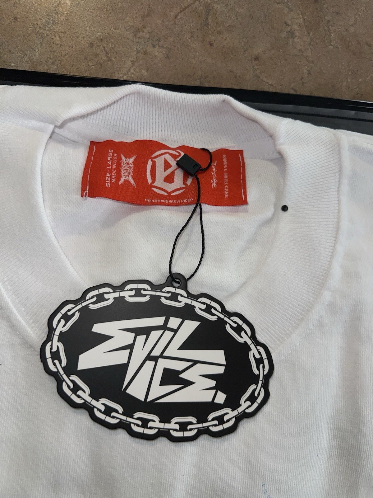 Evil Vice Brand Red Tag T-shirt Size Large Street Wear New With Defect #259