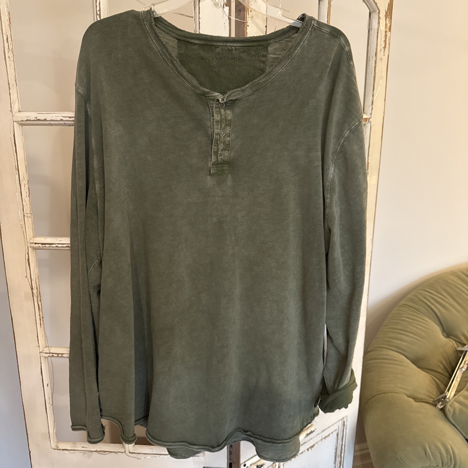 Lucky Brand Mens XXL Long Sleeve Henley Shirt Light Green Knit Pullover Casual