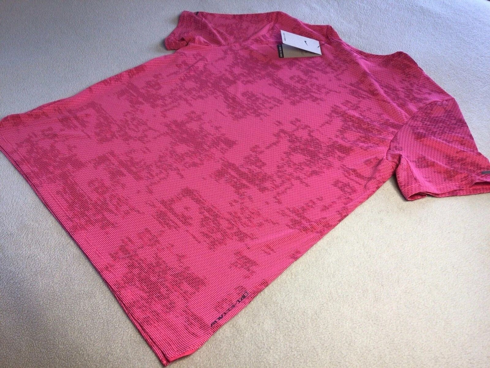 Nike Running Division Dri-Fit ADV Reflective Men XL Red Jersey FZ0583 629