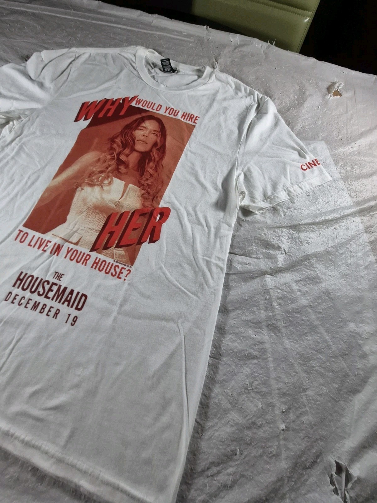The Housemaid Sydney Sweeney Cinemark Movie Promo White TShirt Size Medium