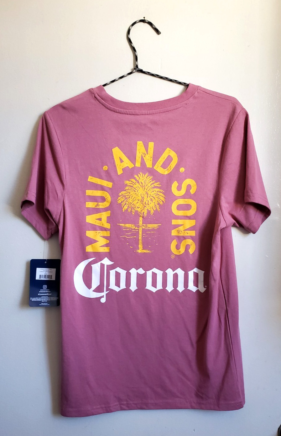 Maui & Sons x Corona beer collab rose pink tee shirt NWT size small