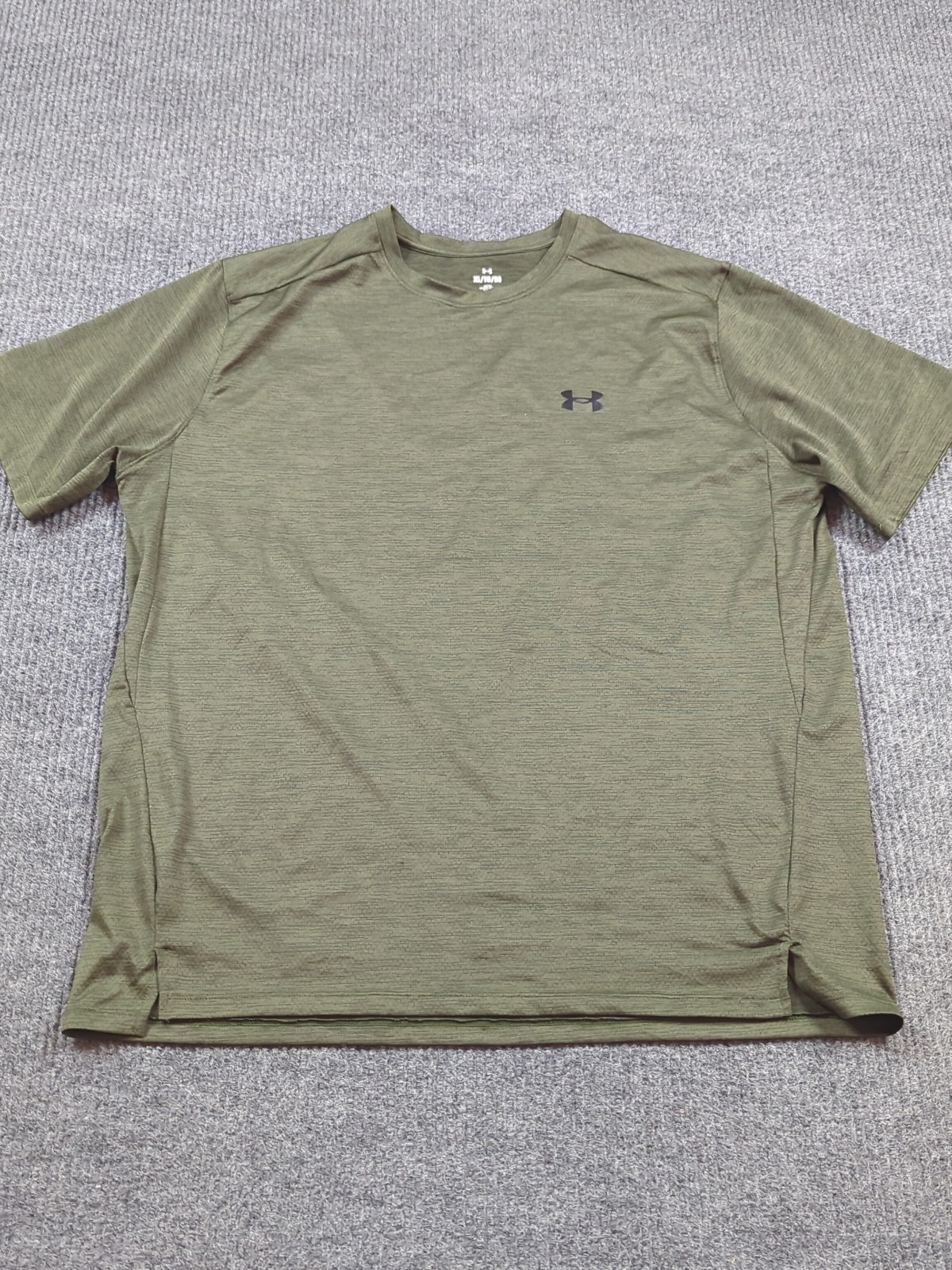 Under Armour Shirt Mens XL Green Short Sleeve Loose Fit Performance