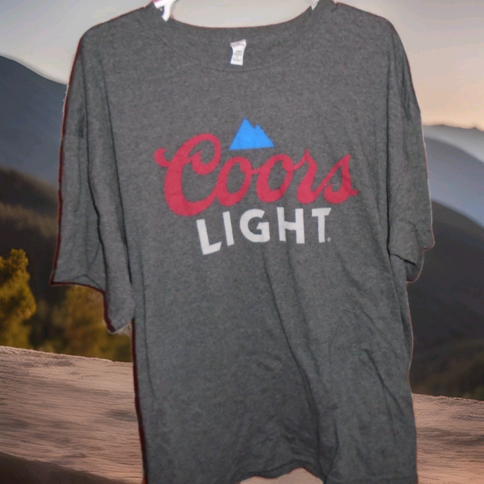 COORS LIGHT MENS SOFT FEEL LOGO TSHIRT SIZE XL