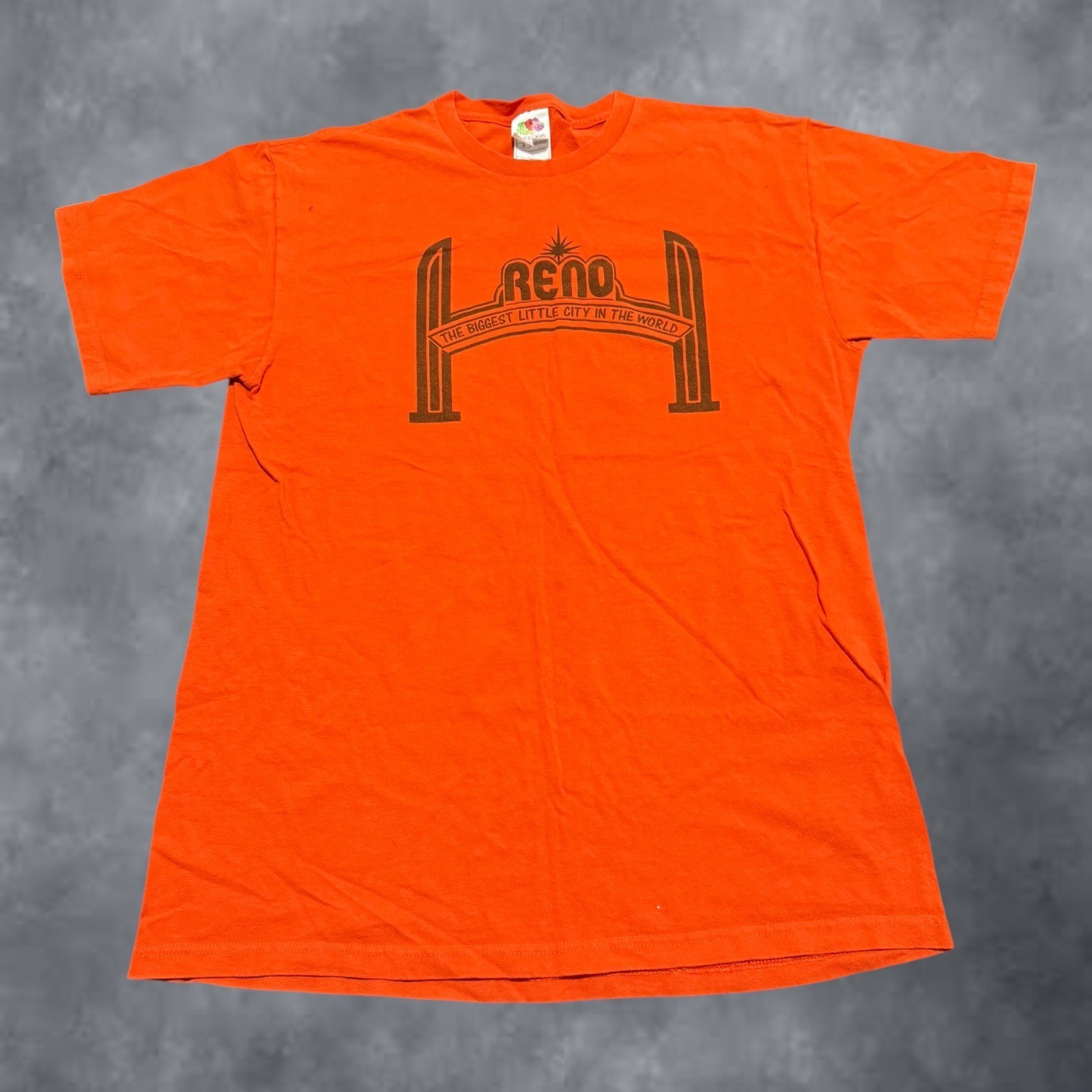 Fruit of the Loom Reno Nevada The Biggest Little City Orange Graphic T-Shirt L