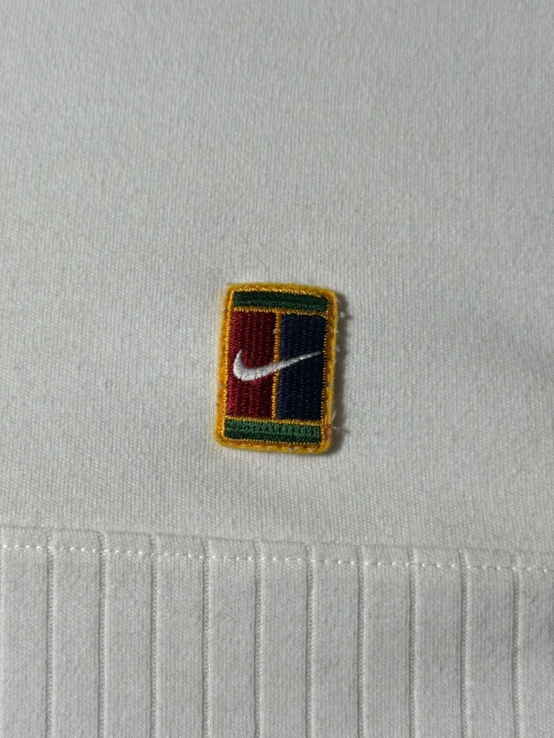 NikeCourt Heritage Ribbed Panel Tennis T-Shirt