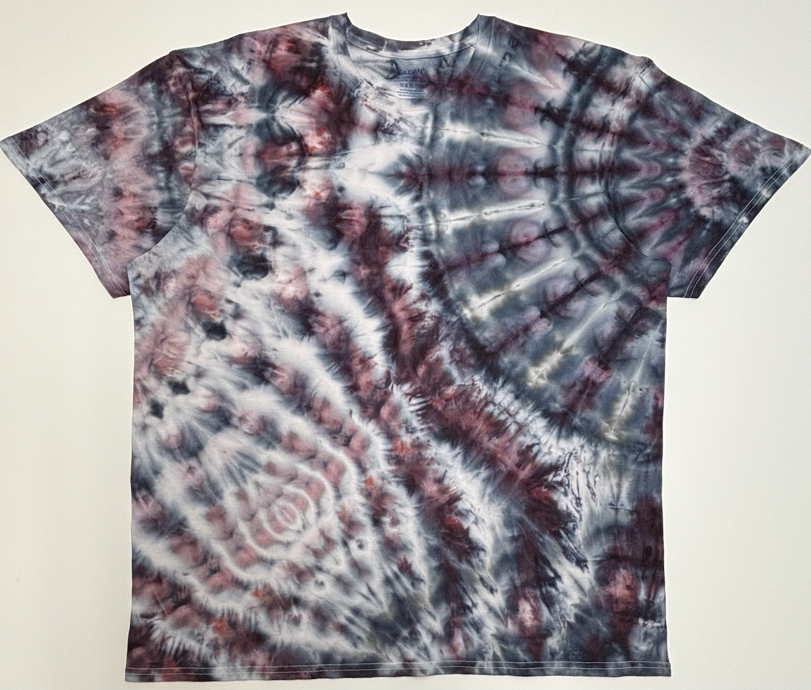 Handmade Ice Tie Dye Adult T-Shirt Unisex Size XL Multicolored Gildan Tee NEW