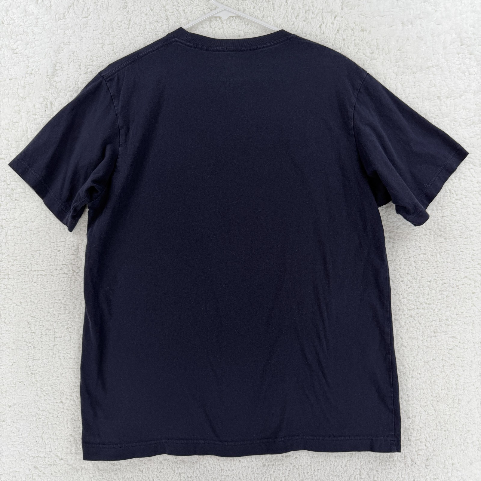Uniqlo UT Mickey Mouse Shirt Mens Medium Blue Pocket Graphic Feet Tee T-Shirt