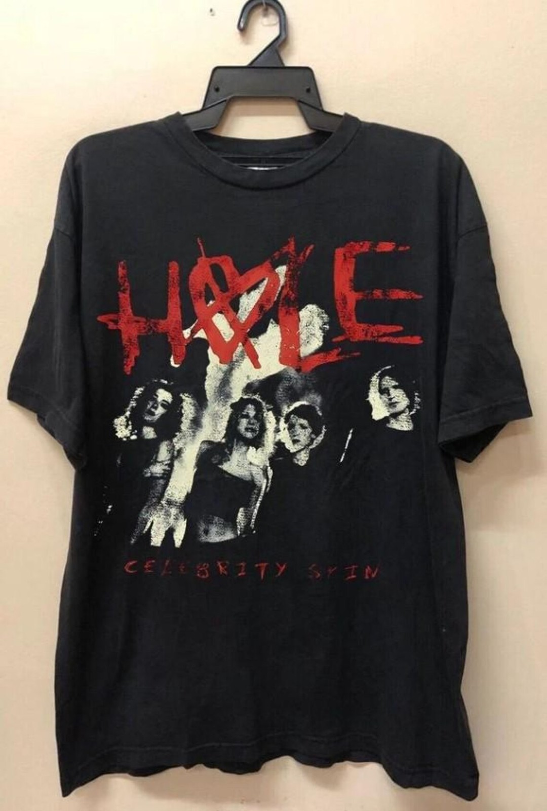 Hole Band classic style retro black T-shirt QT8635
