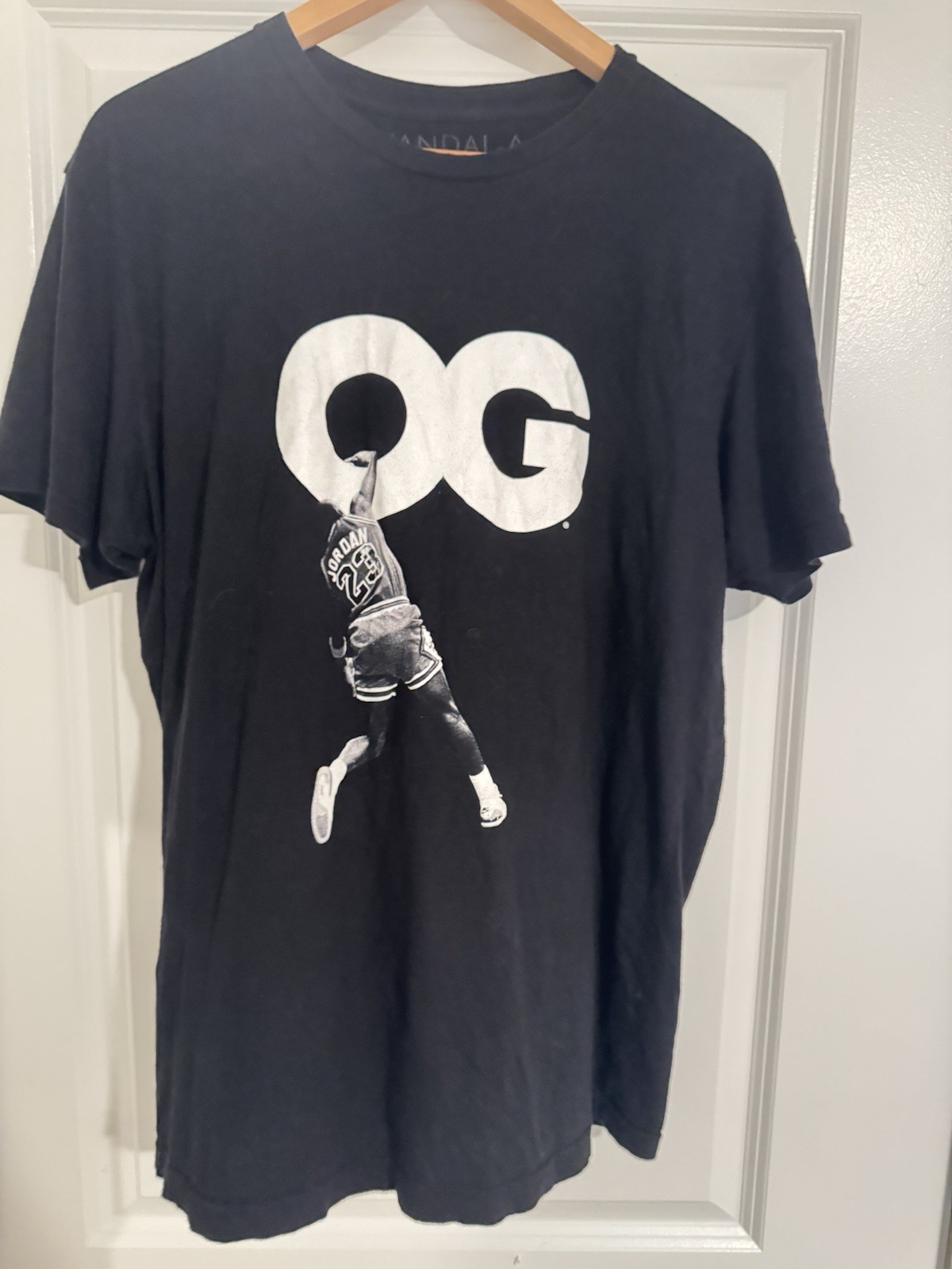 OG Men’s Michael Jordan L Black Graphic Print Crew Neck Short Sleeve T-Shirt Tee
