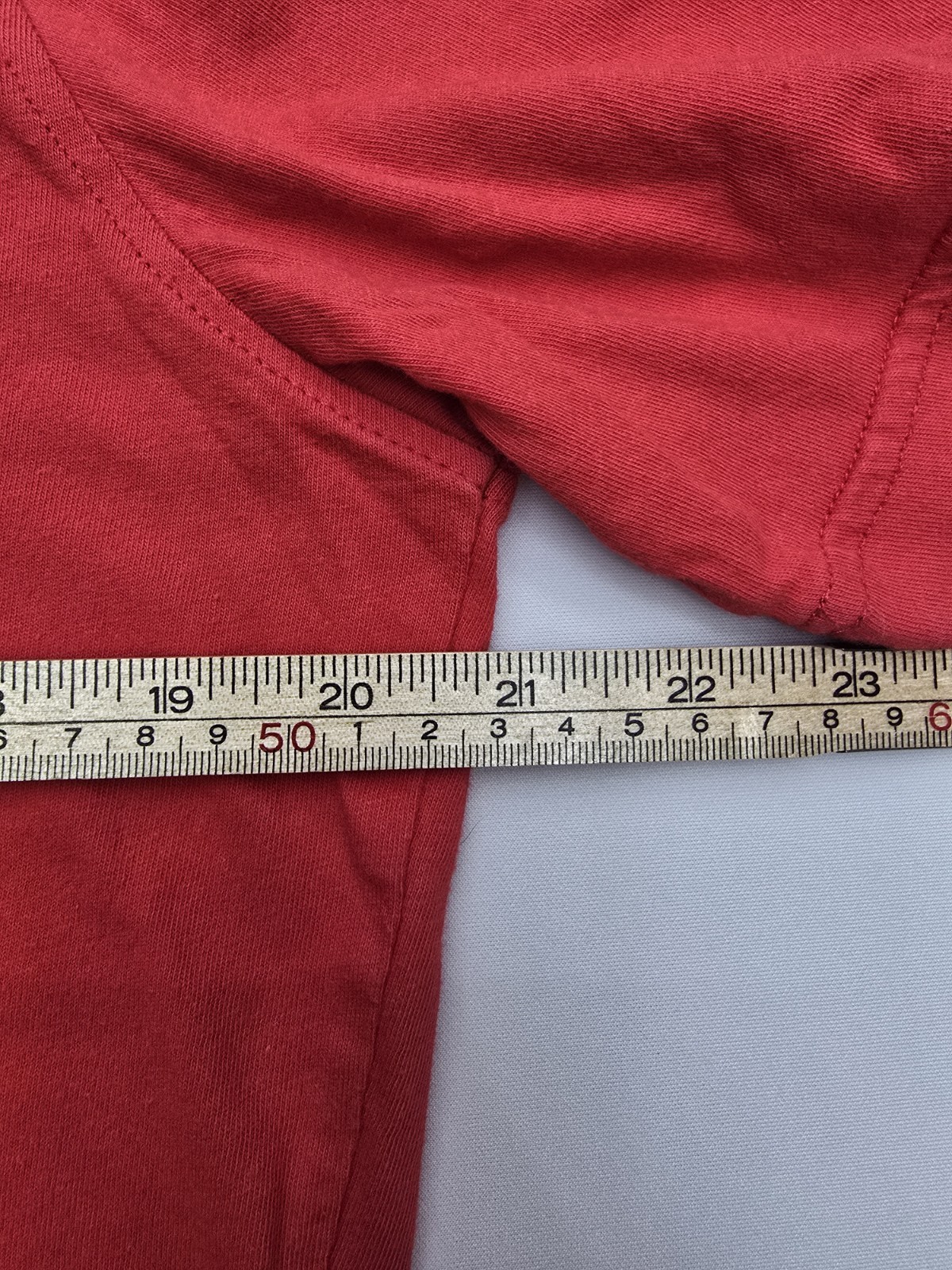 Champion Men’s Classic Logo T-Shirt Red Crew Neck Size Medium