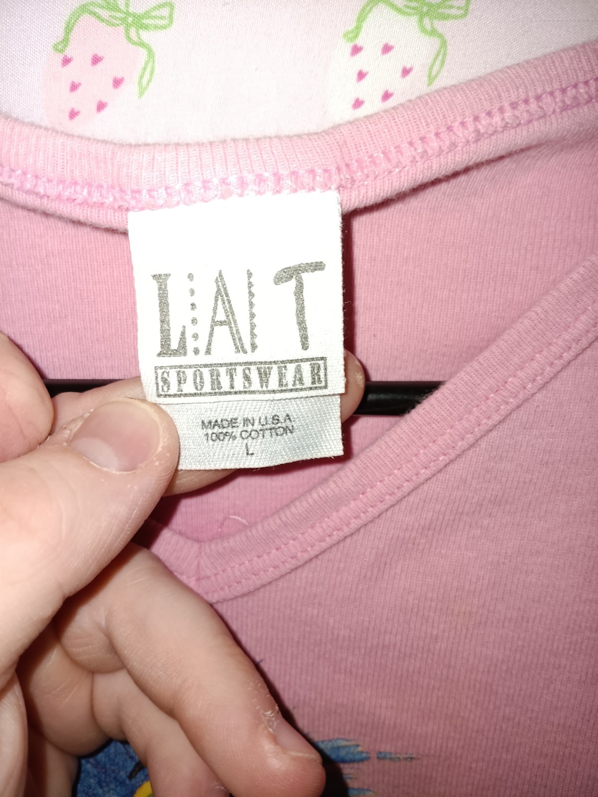 L.A.T Sportswear Pink Size L Crop Vintage Cute Monster Graphic T-Shirt