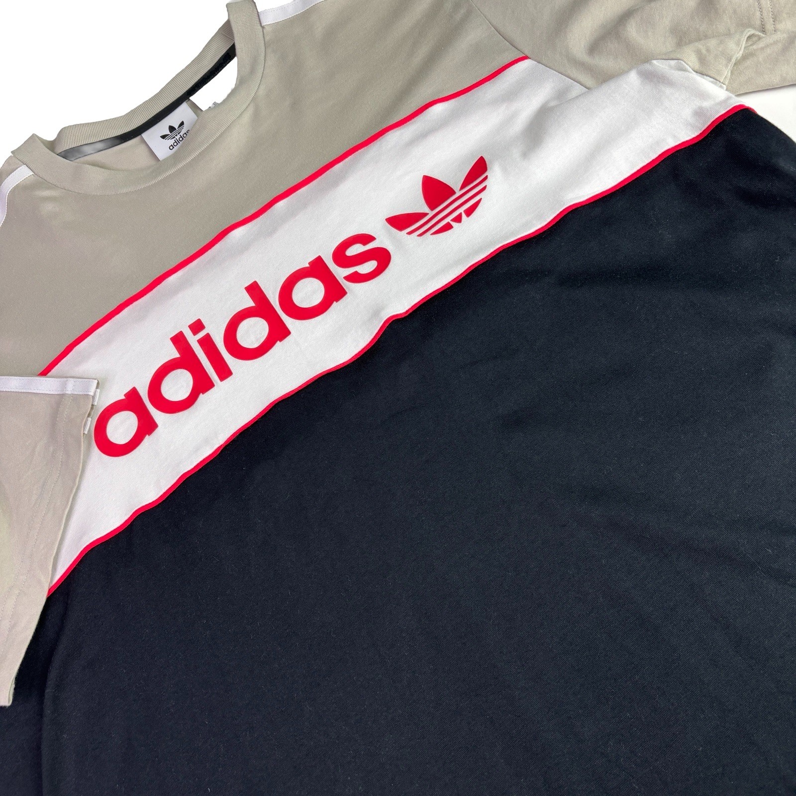 Adidas Shirt Mens XL Gray Trefoil Panel Logo 3-Stripes Originals Graphic Tee