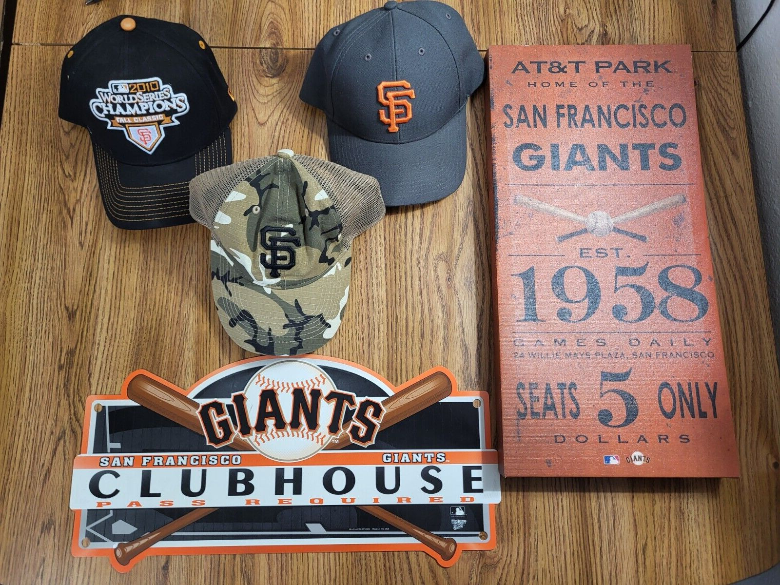 Lot of 18 San Francisco Giants Items 3 Hat, 13 Cups 2 Signs 2010 2017 2019 AT&T