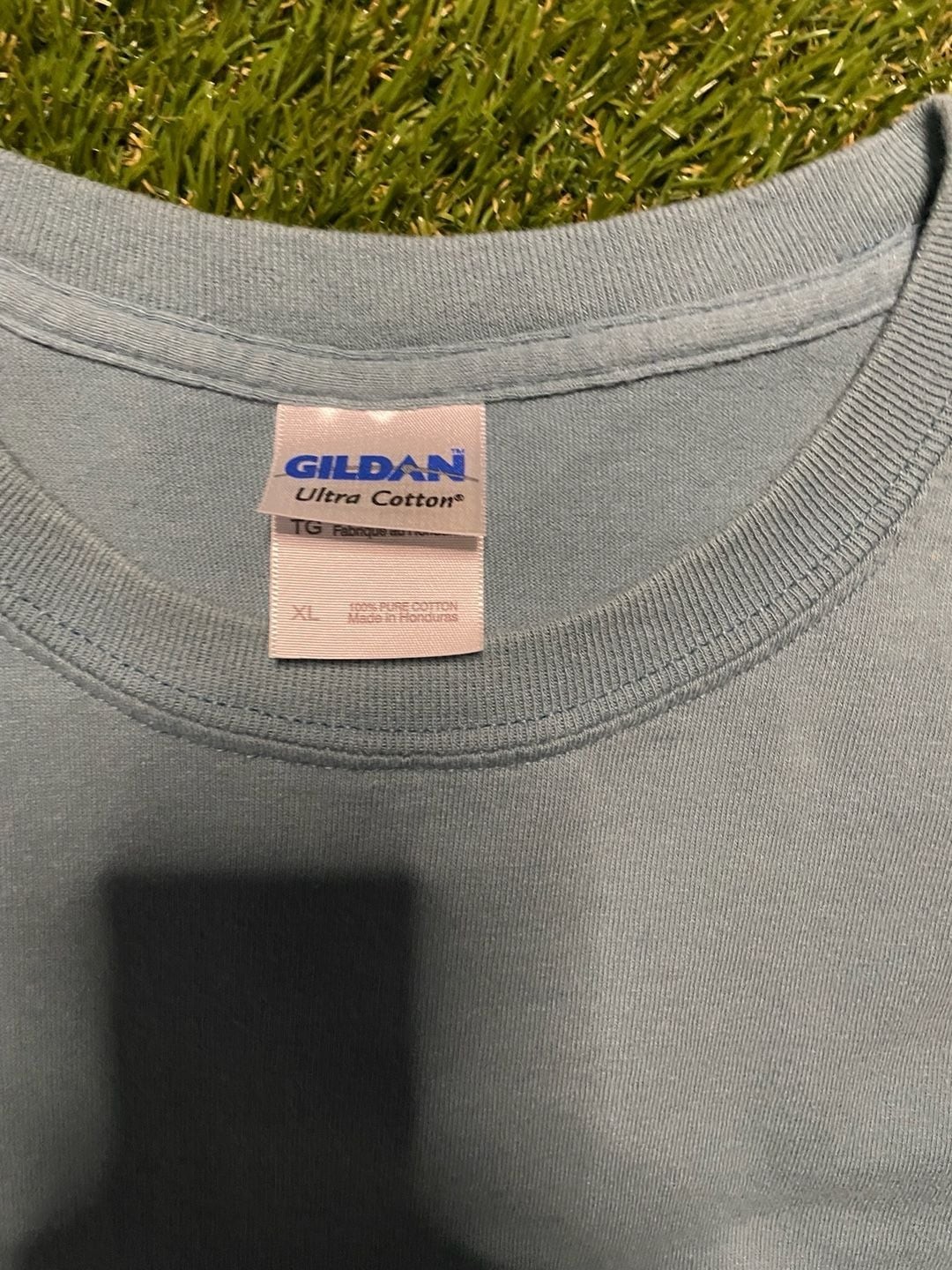 Y2K Gildan Ultra Cotton St. Maarten N.A. Tropical Cocktail Graphic T-Shirt