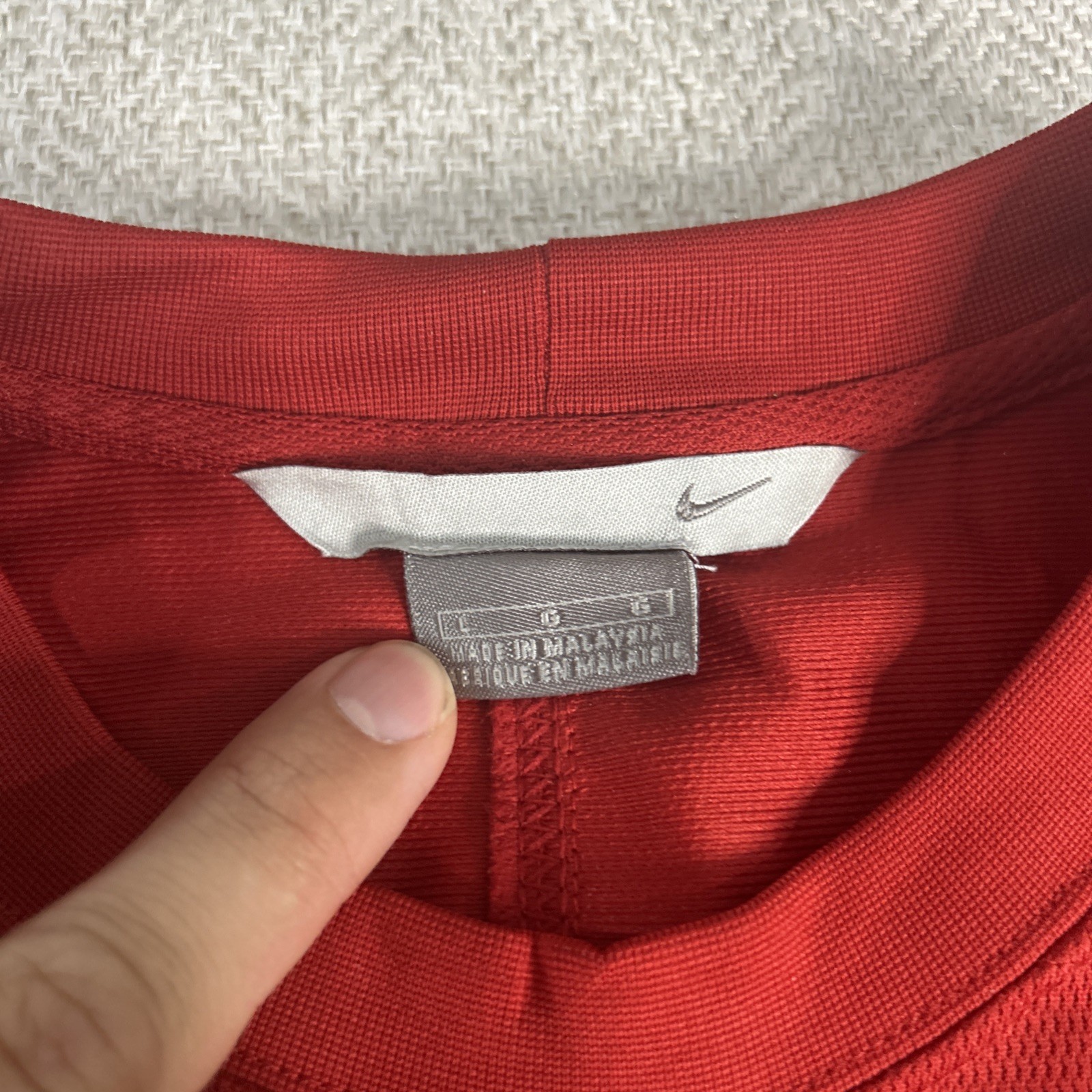 Men’s NIKE Pro Training Pull-On Crewneck Red Light Poly T-shirt – Large