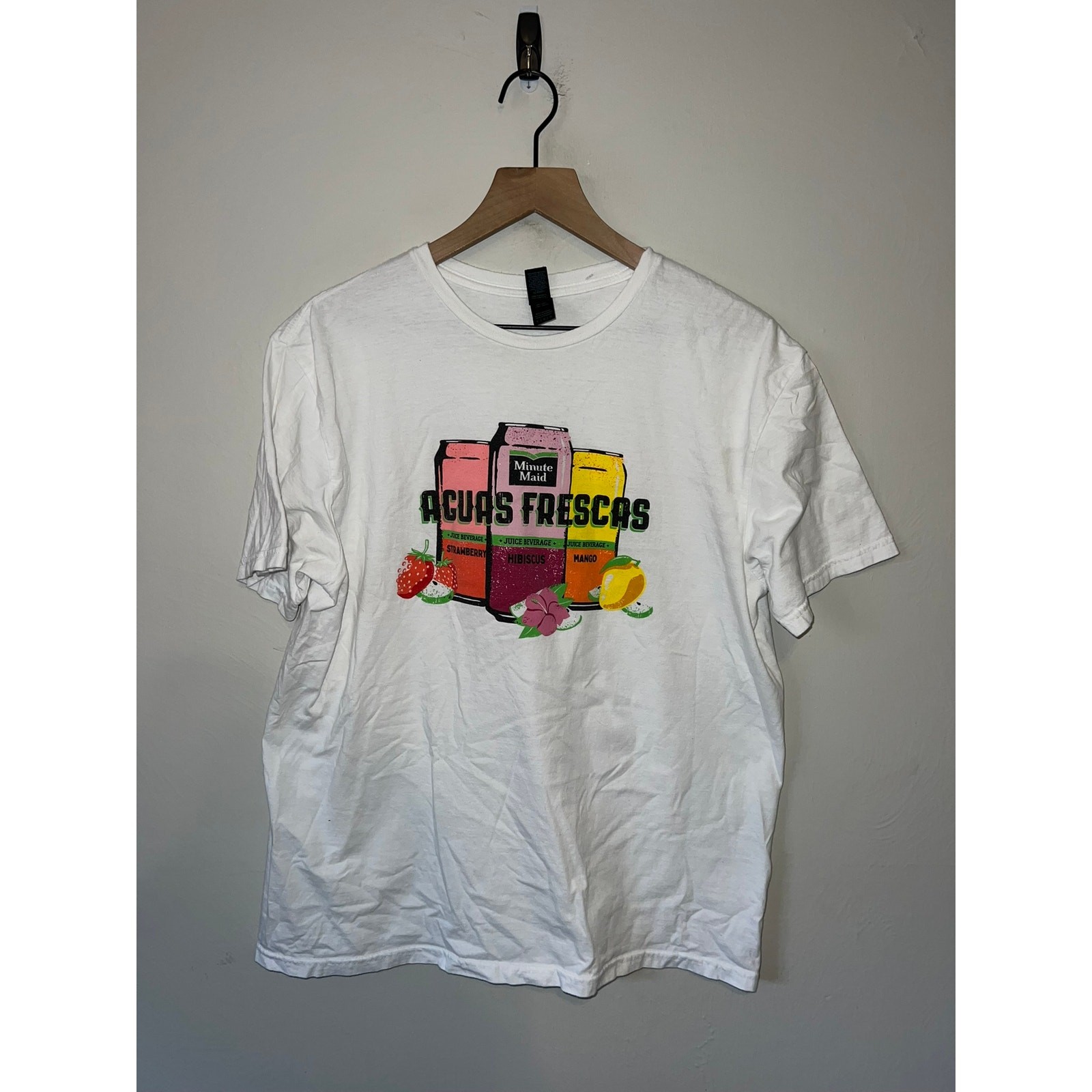 Minute Maid Shirt Aguas Frescas Drink Juice Graphic White Gildan Tee Large